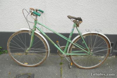 vélo ancien fille lucien richard occasion non revisé, sorti de cave